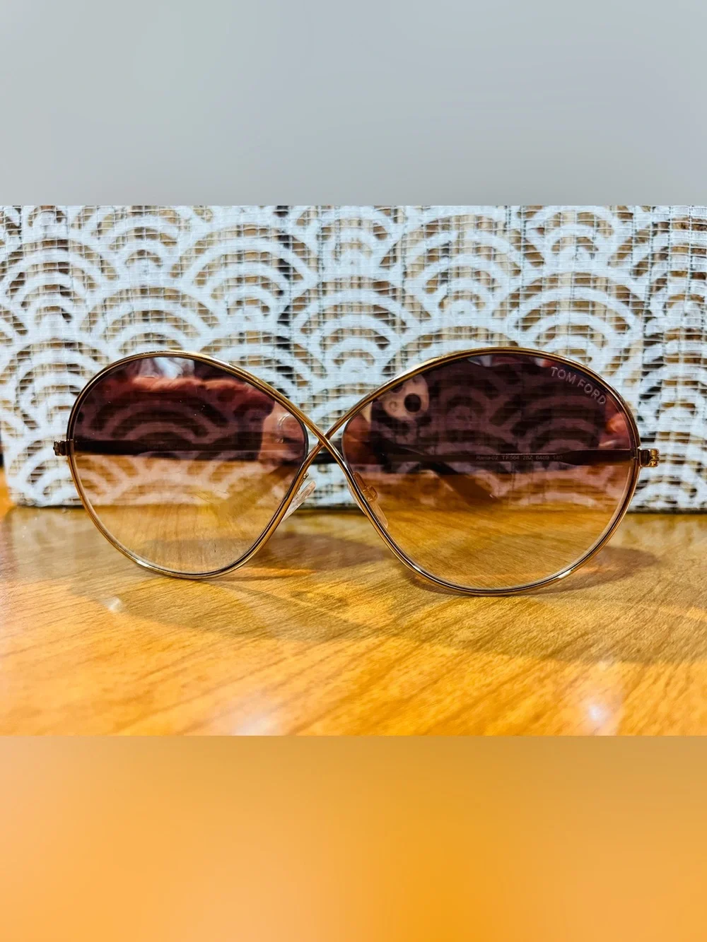 Tom Ford Rania-02 TF564 28Z Oversized Round Sunglasses – Made in Italy MSRP$495